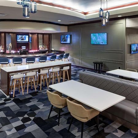 Heartland Embassy Suites By Hilton Tampa Brandon מראה חיצוני תמונה