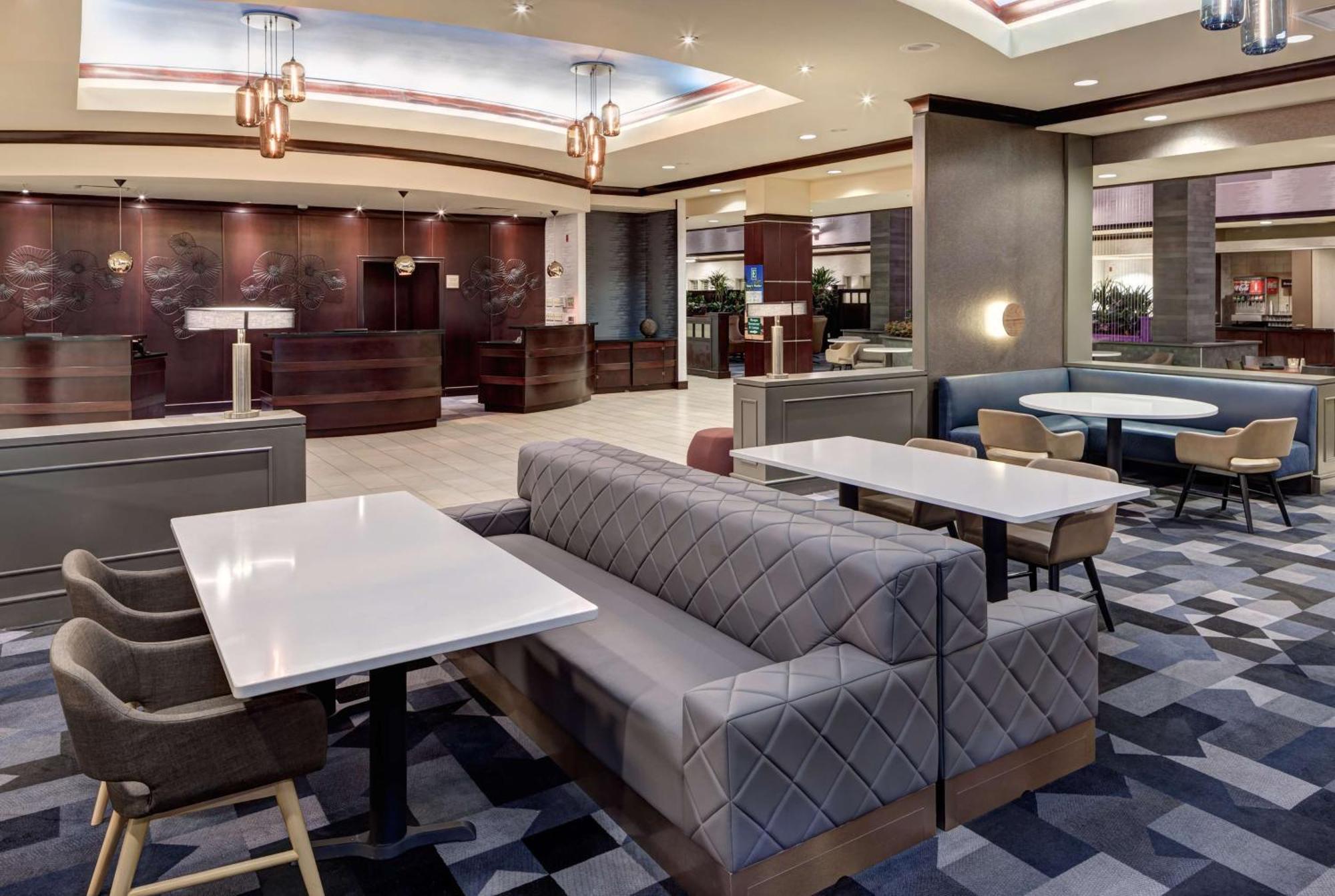 Heartland Embassy Suites By Hilton Tampa Brandon מראה חיצוני תמונה