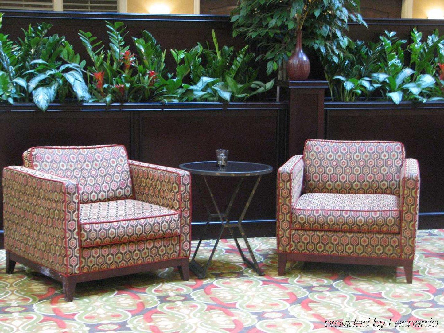 Heartland Embassy Suites By Hilton Tampa Brandon מראה פנימי תמונה