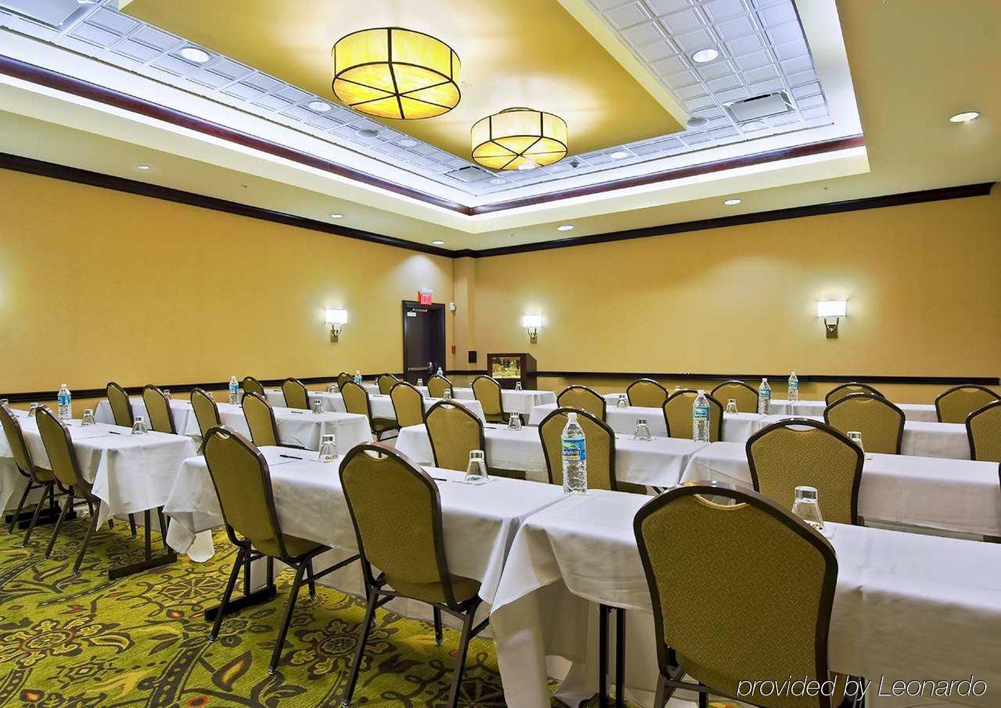 Heartland Embassy Suites By Hilton Tampa Brandon מתקנים תמונה